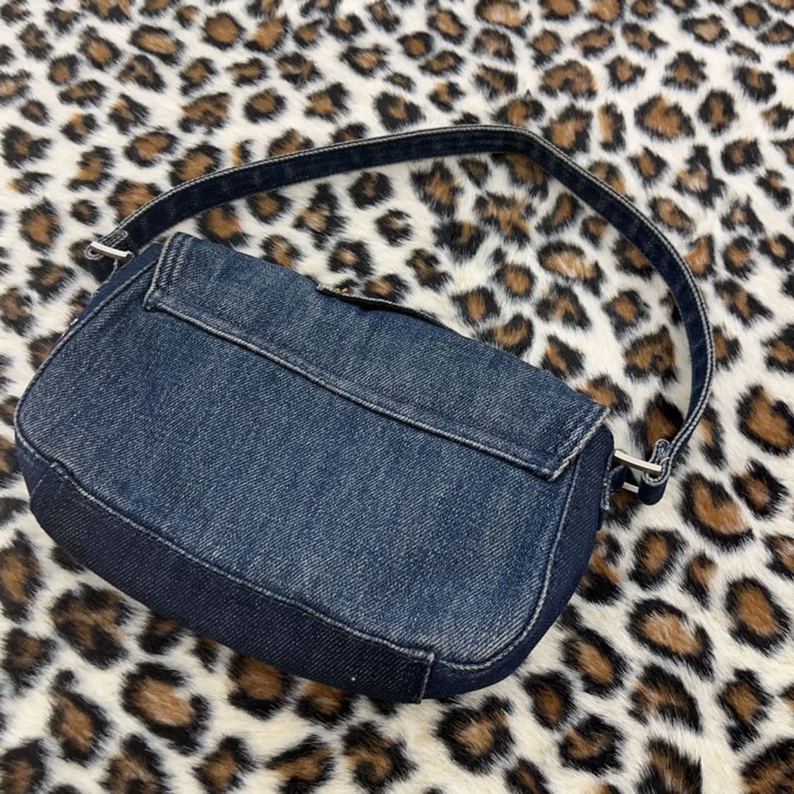 리바이스 올드스쿨 빈티지 레트로 데님 숄더백 호보백 C09606 상품이미지4