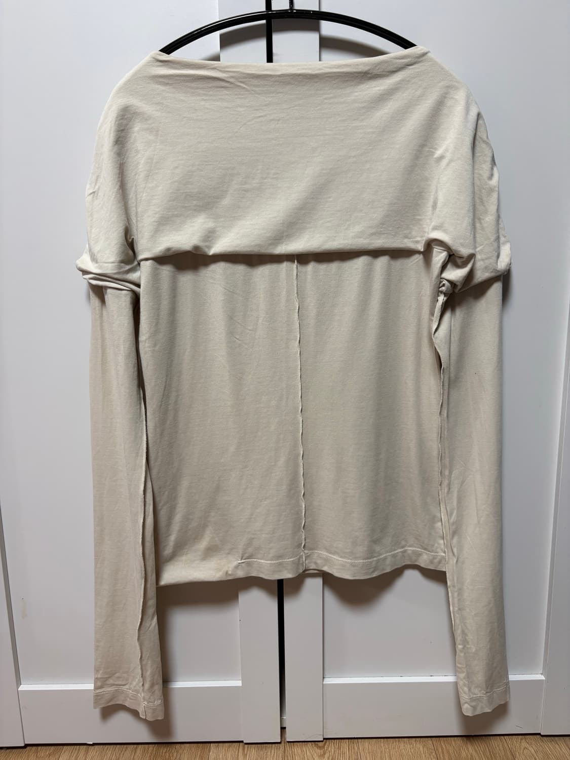 Lowclassic SHIRRING BOATNECK TOP 상품이미지3