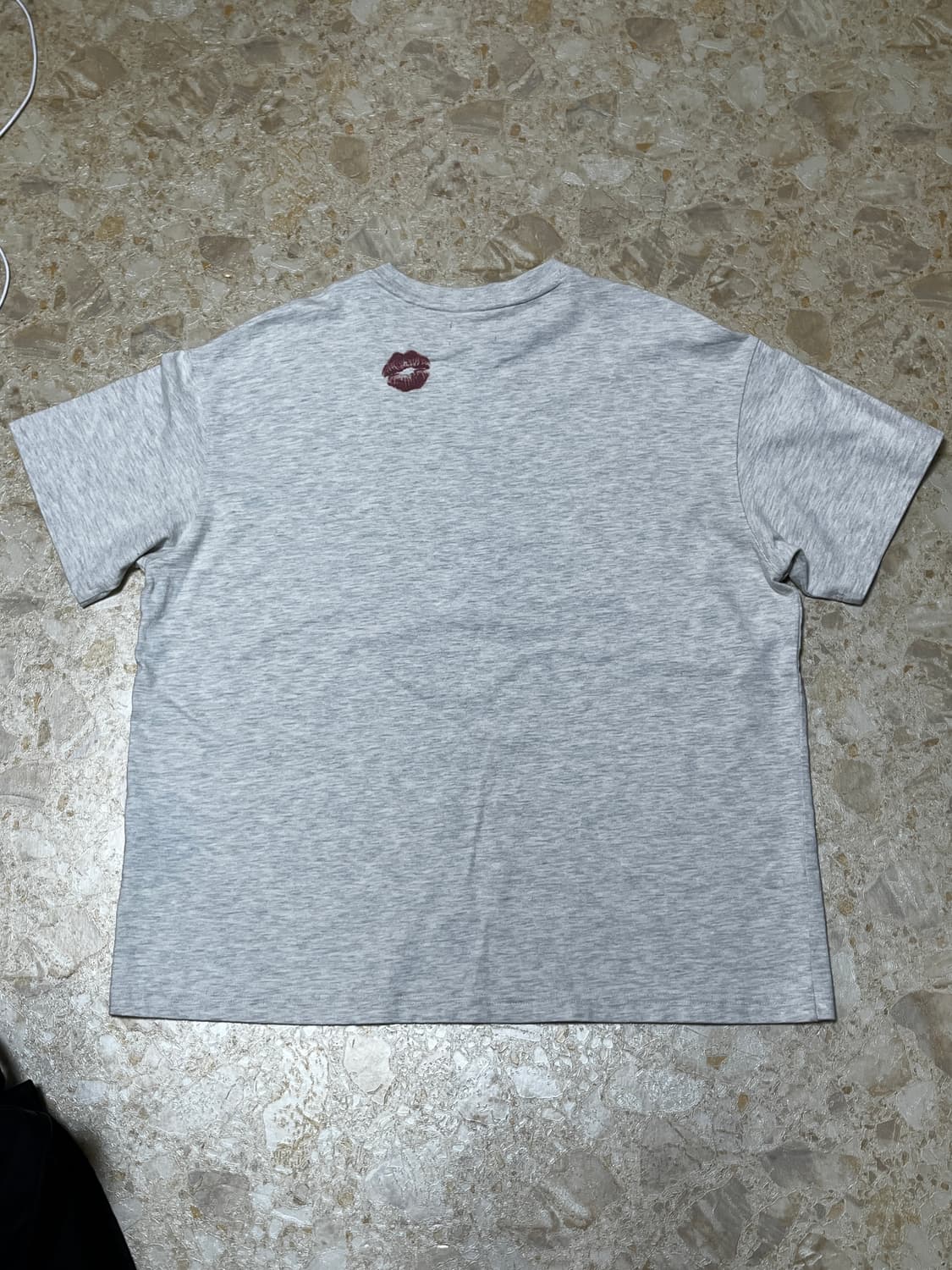 에모스탠스클럽 반팔 2사이즈 상품이미지1