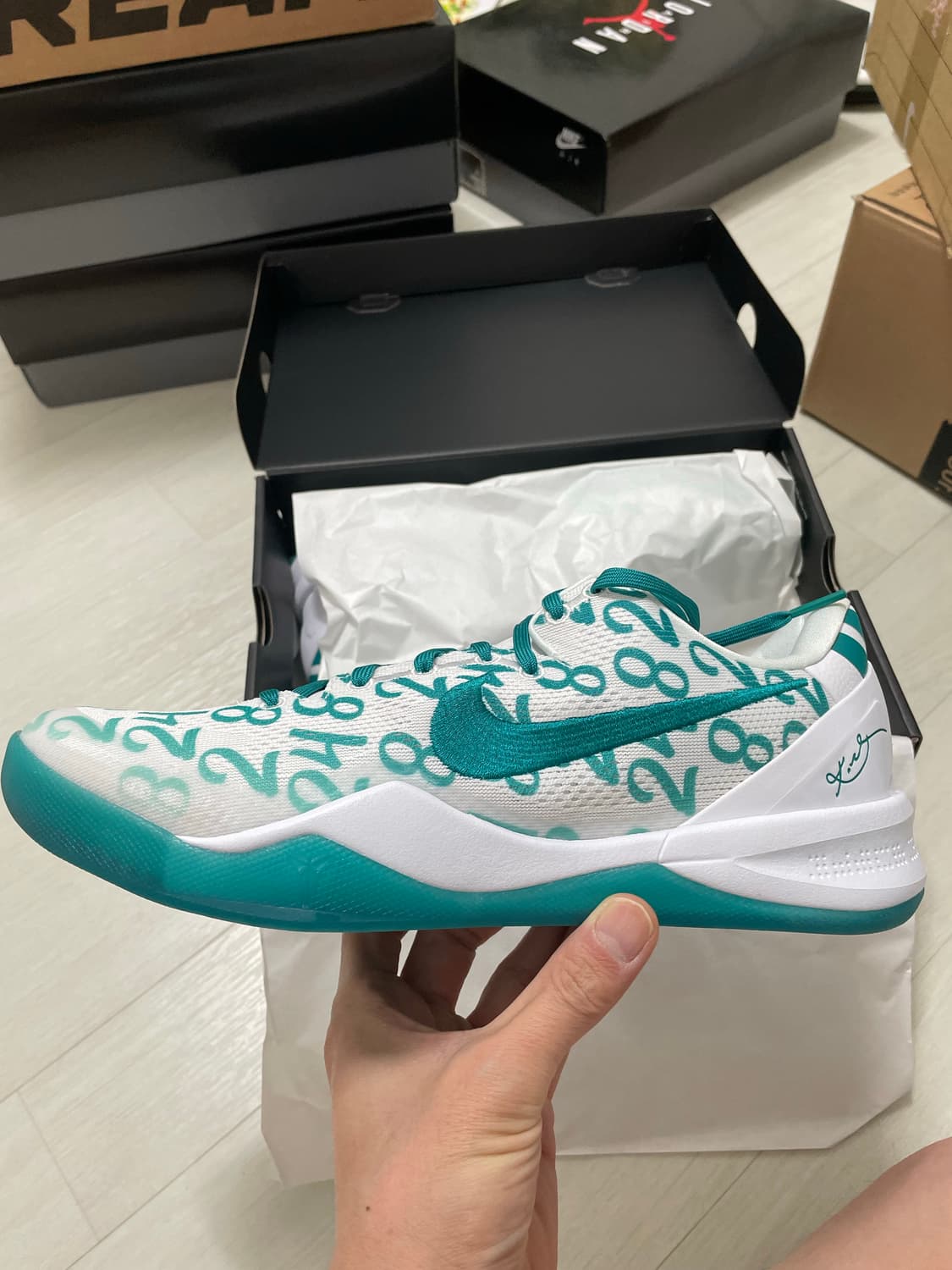 나이키 코비 8 프로트로 아쿠아 300 상품이미지1