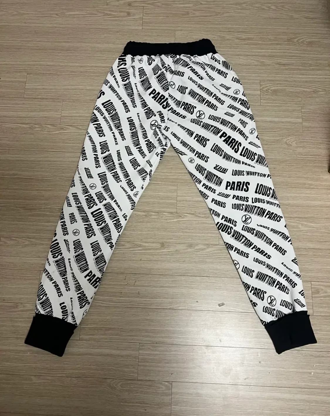 김치녀 홍콩보내는 루이비통 파리 조거팬츠 상품이미지2