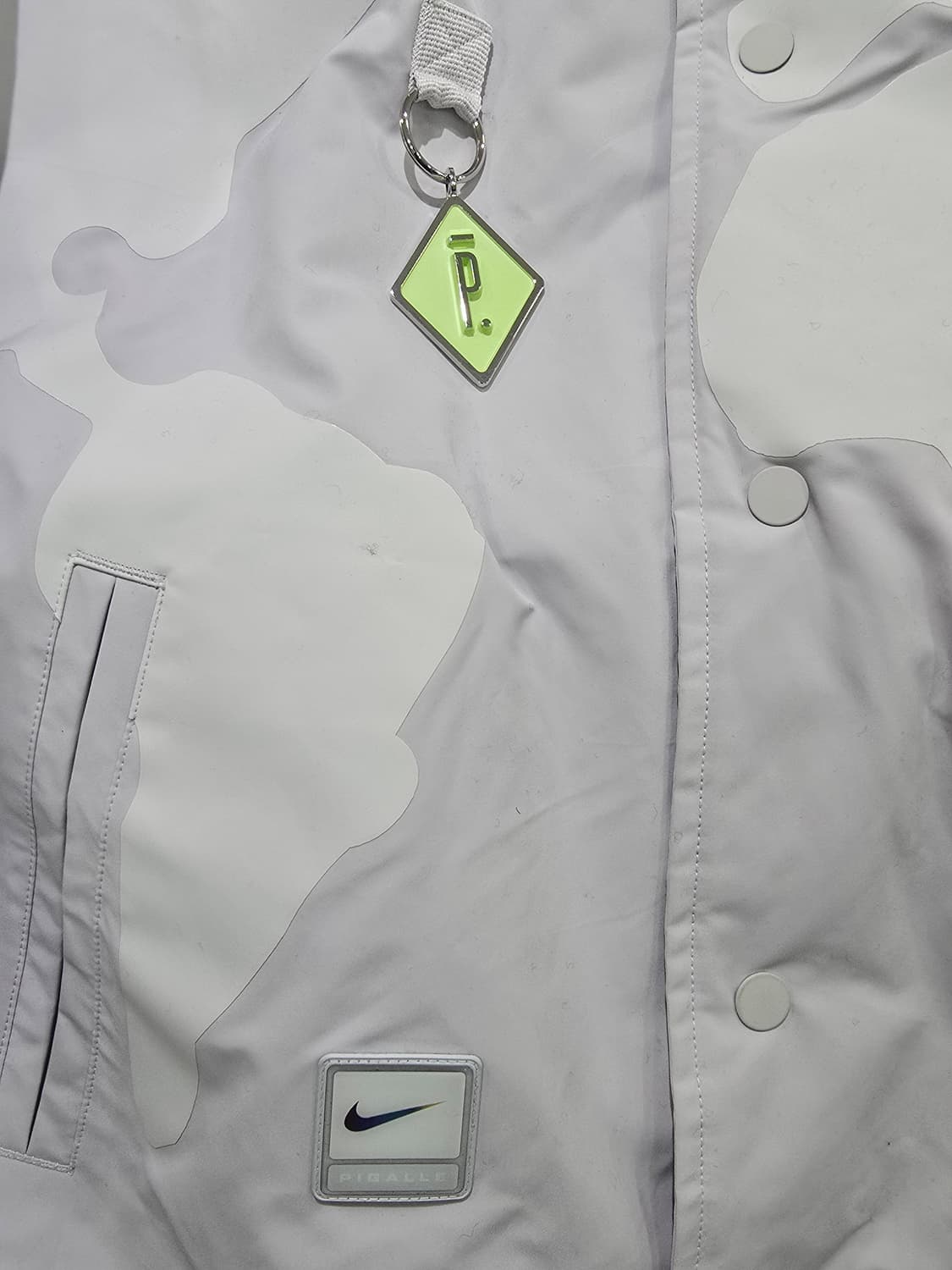 나이키 x 피갈레 콜라보 바람막이 XL 상품이미지5