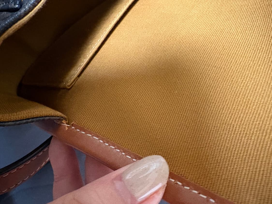 셀린느 트레오페 크로스백 상품이미지7