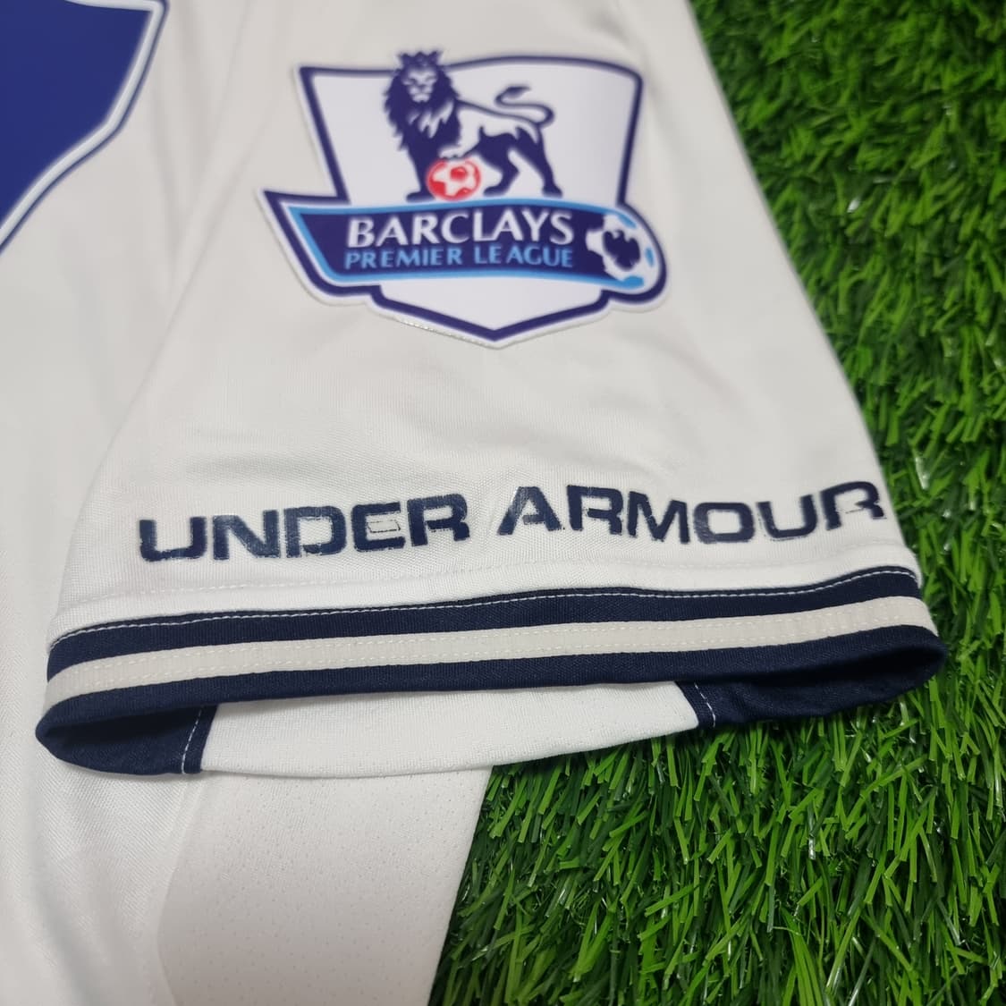 13-14시즌 토트넘 홈 유니폼 #37 케인 상품이미지4