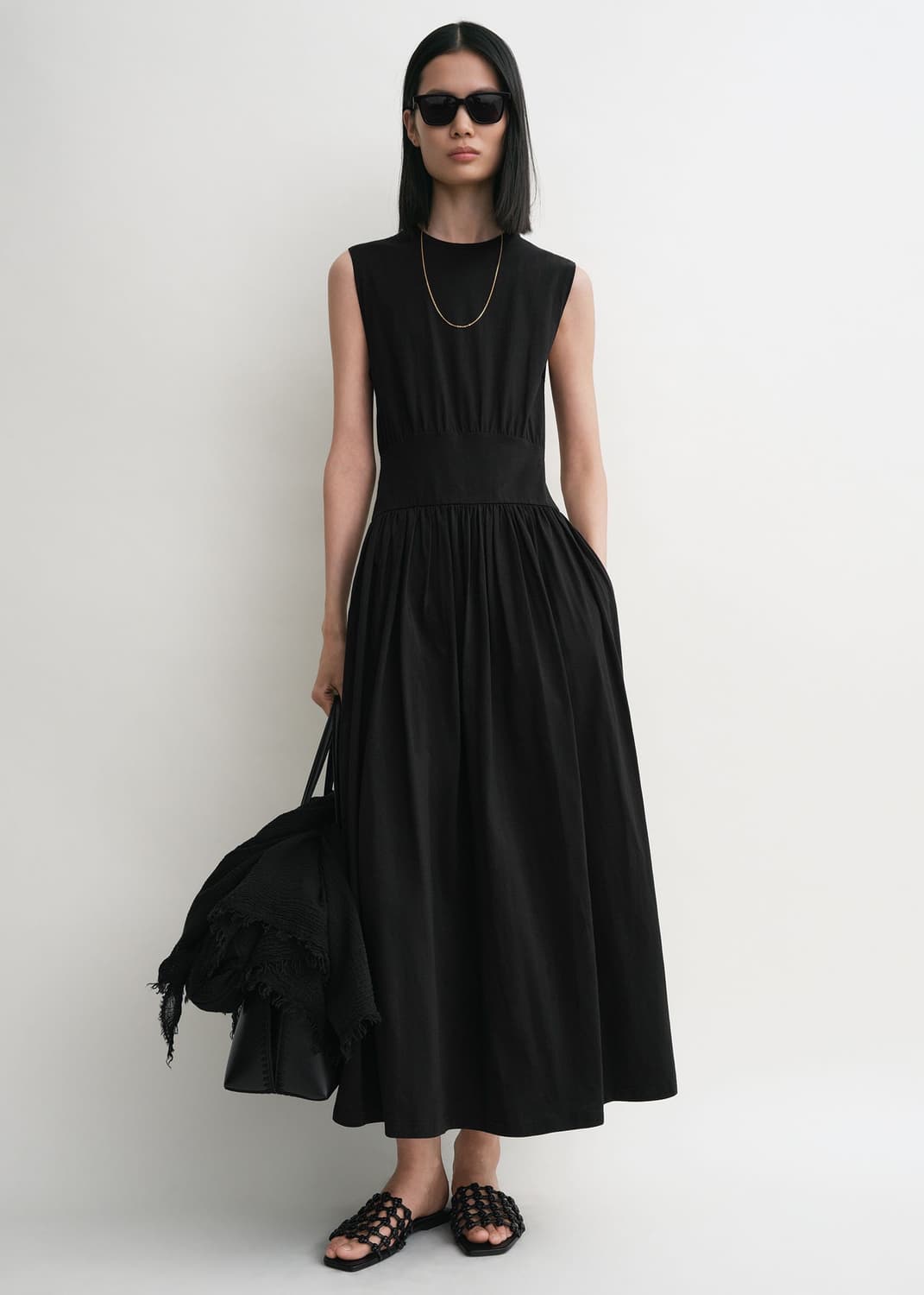 [XS,S,M]토템 25fw 슬리브리스 코튼 티 드레스/블랙 상품이미지1