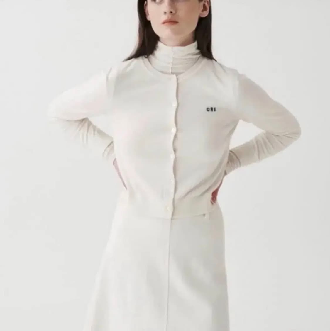 오어 ore 크루넥 가디건 상품이미지1