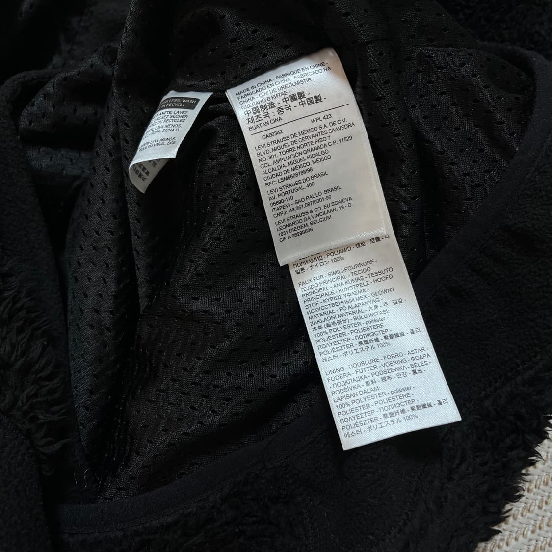 [정품] 리바이스 블랙 포켓 후리스 [ S ] 상품이미지4