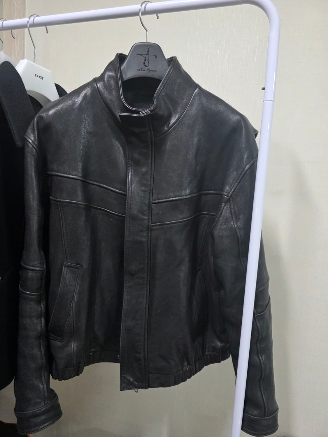 느와르라르메스 STANDARD 하이넥 자켓 상품이미지2