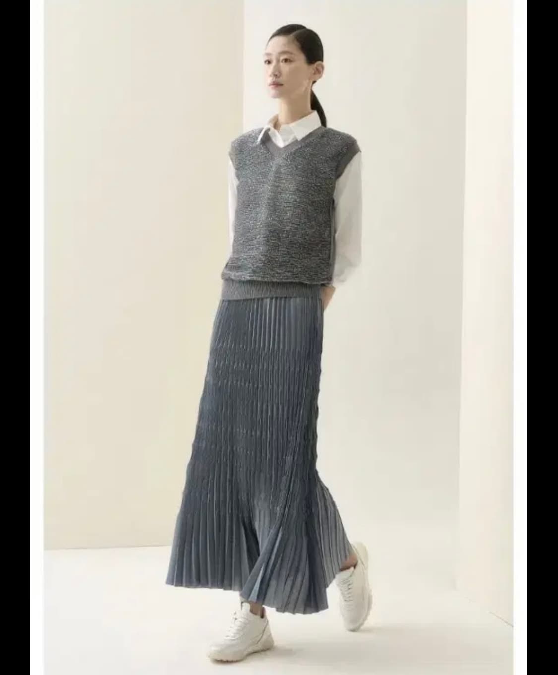 여성 SJWANI 손정완 24년도 주름 플리츠 밴딩 스커트 상품이미지2