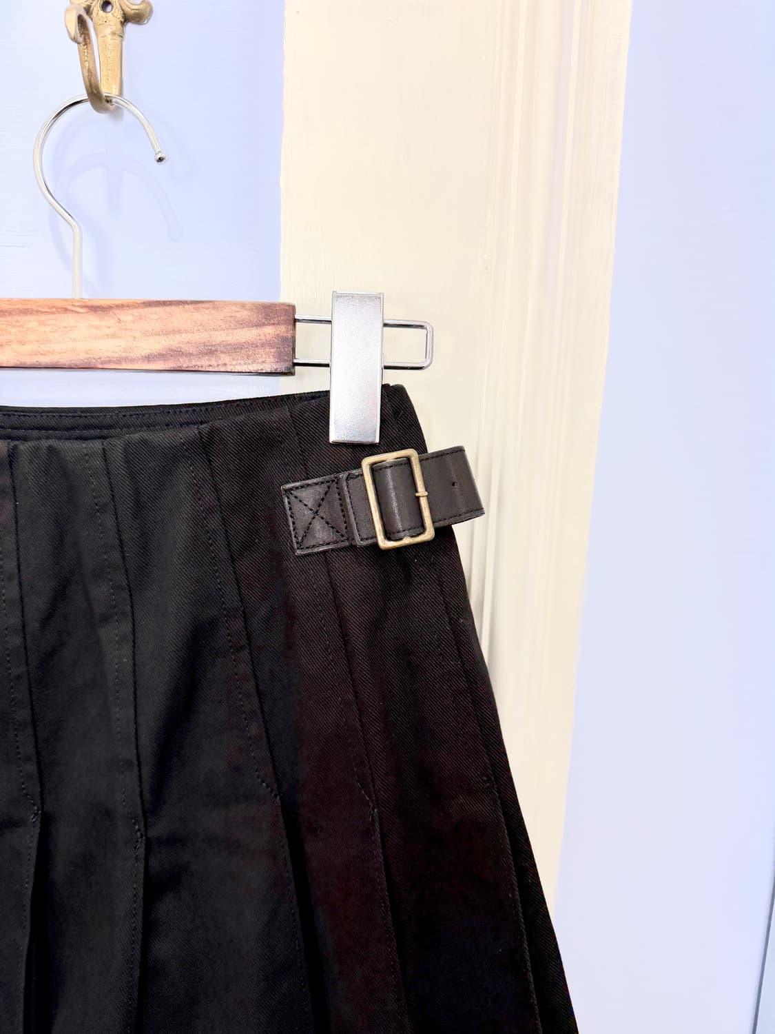 꼼데가르송 버클 플리츠 롱스커트 상품이미지4