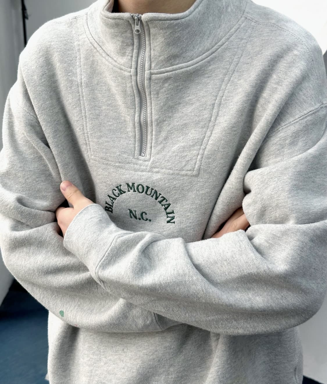 Stand neck zip sweat P/O 상품이미지9
