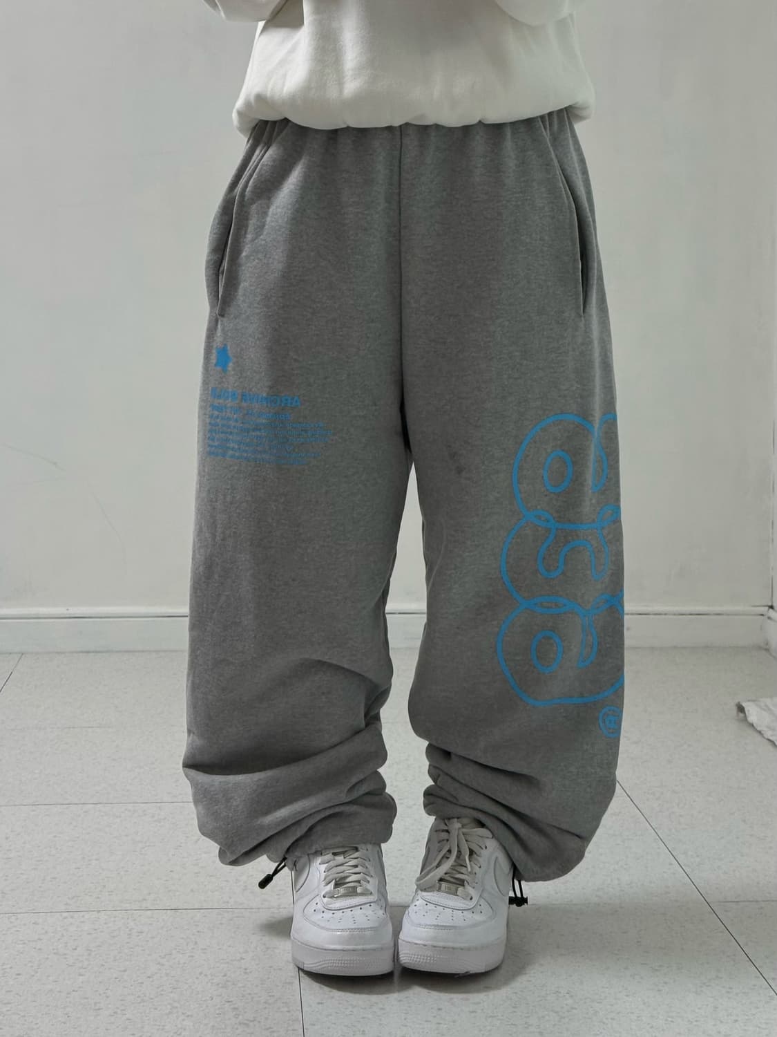 아카이브 볼드 그레이 팬츠 상품이미지1