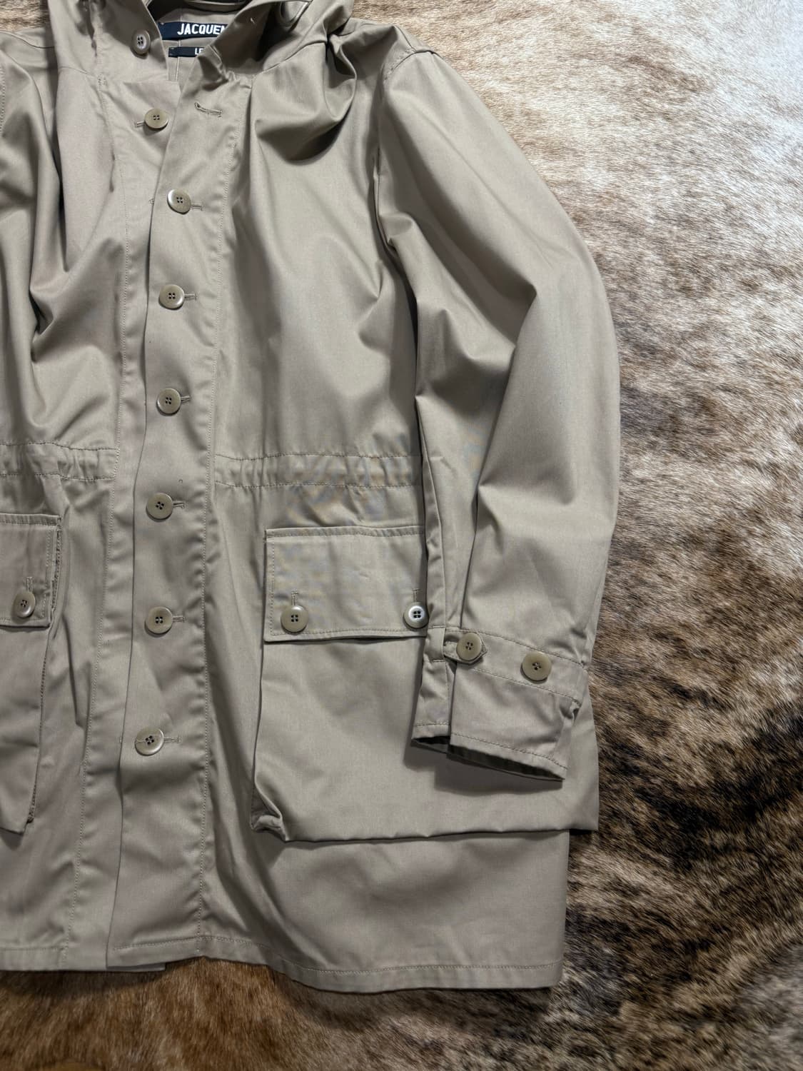 Jacquemus “Le Gadjo” Beige Hooded Jacket 상품이미지3