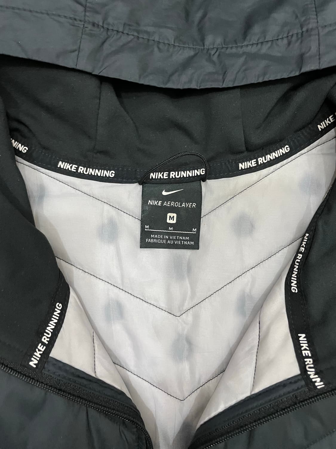 나이키 러닝 에어로레이어 자켓 블랙 상품이미지7