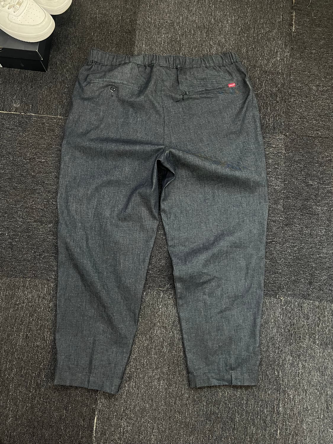 리바이스 풀온 크롭 루즈테이퍼드 팬츠 상품이미지2