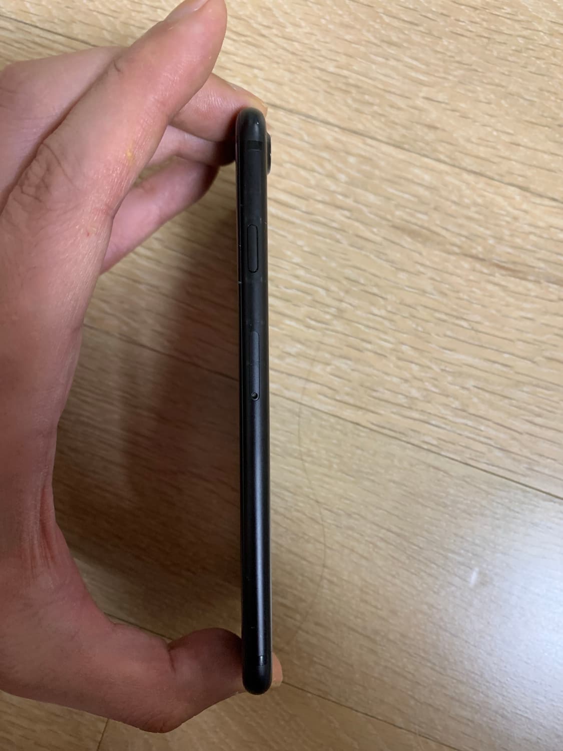 아이폰7 매트블랙 32GB 상품이미지4
