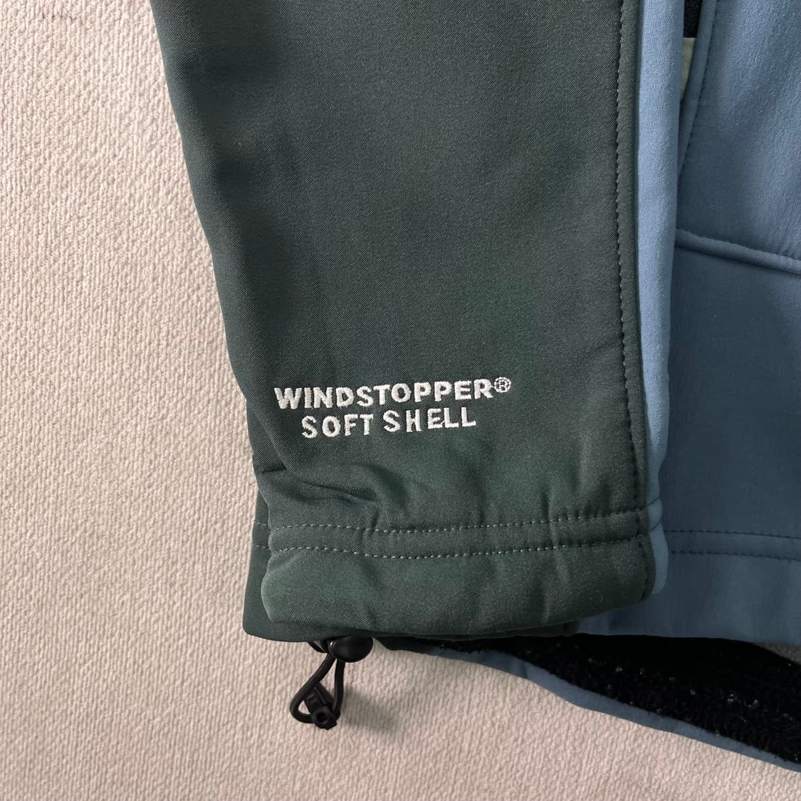 100 마운틴 하드웨어 기능성 배색 집업   상품이미지5