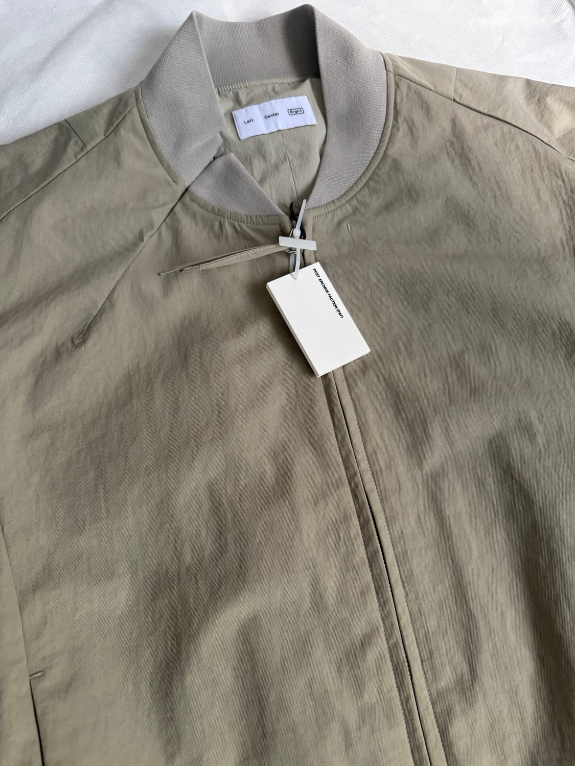 [M 새상품] 포스트아카이브팩션 paf 6.0 봄버 right 웜그레이 상품이미지3