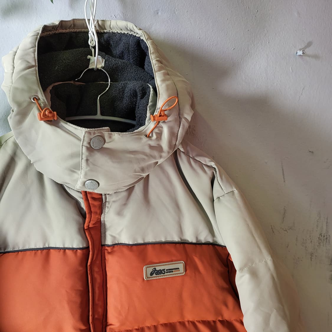 아식스 덕 다운 패딩 자켓 (100) 상품이미지3