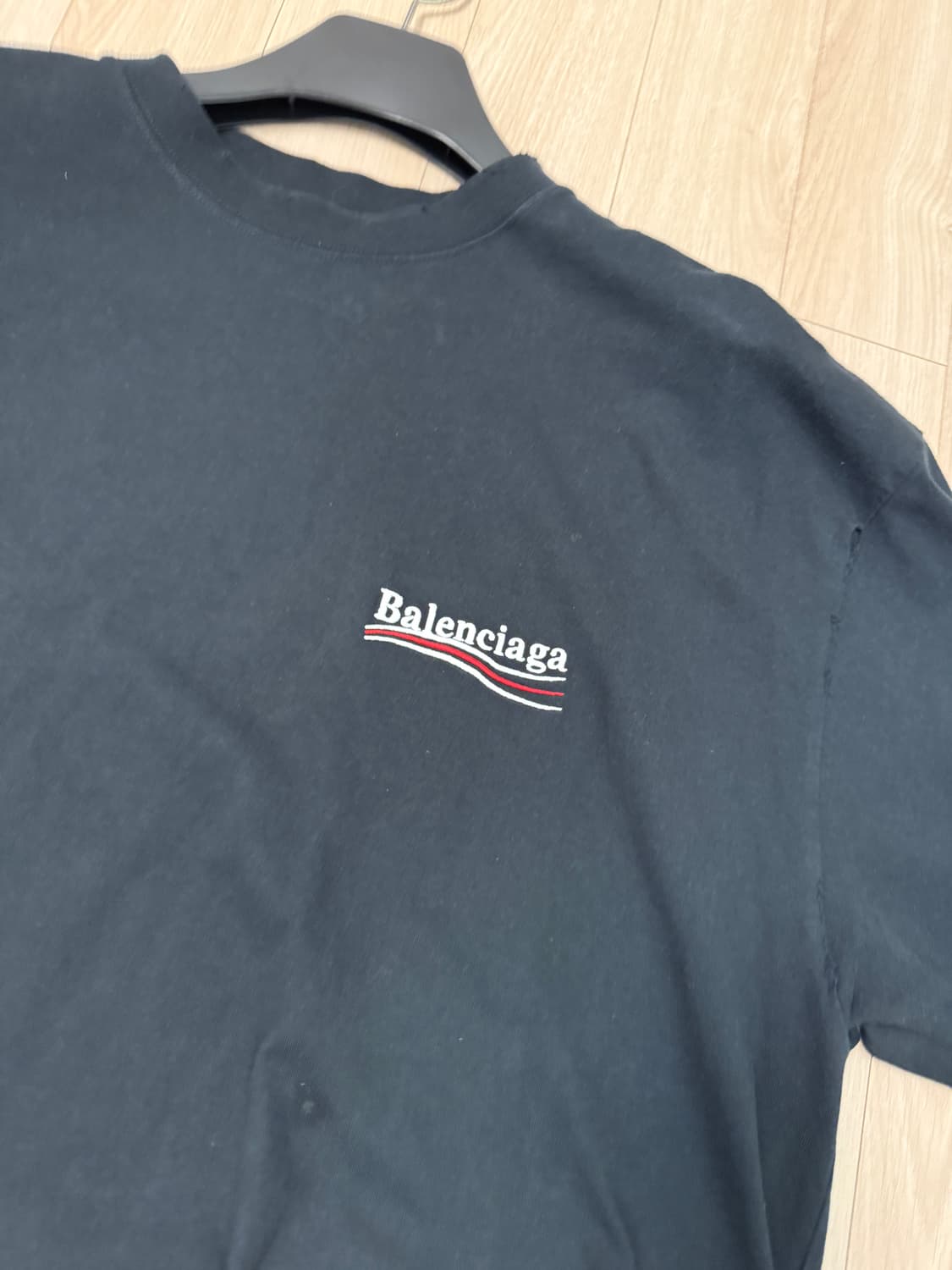 [XL] 발렌시아가 웨이브로고 블랙반팔 디스버전 국내매장판 상품이미지2