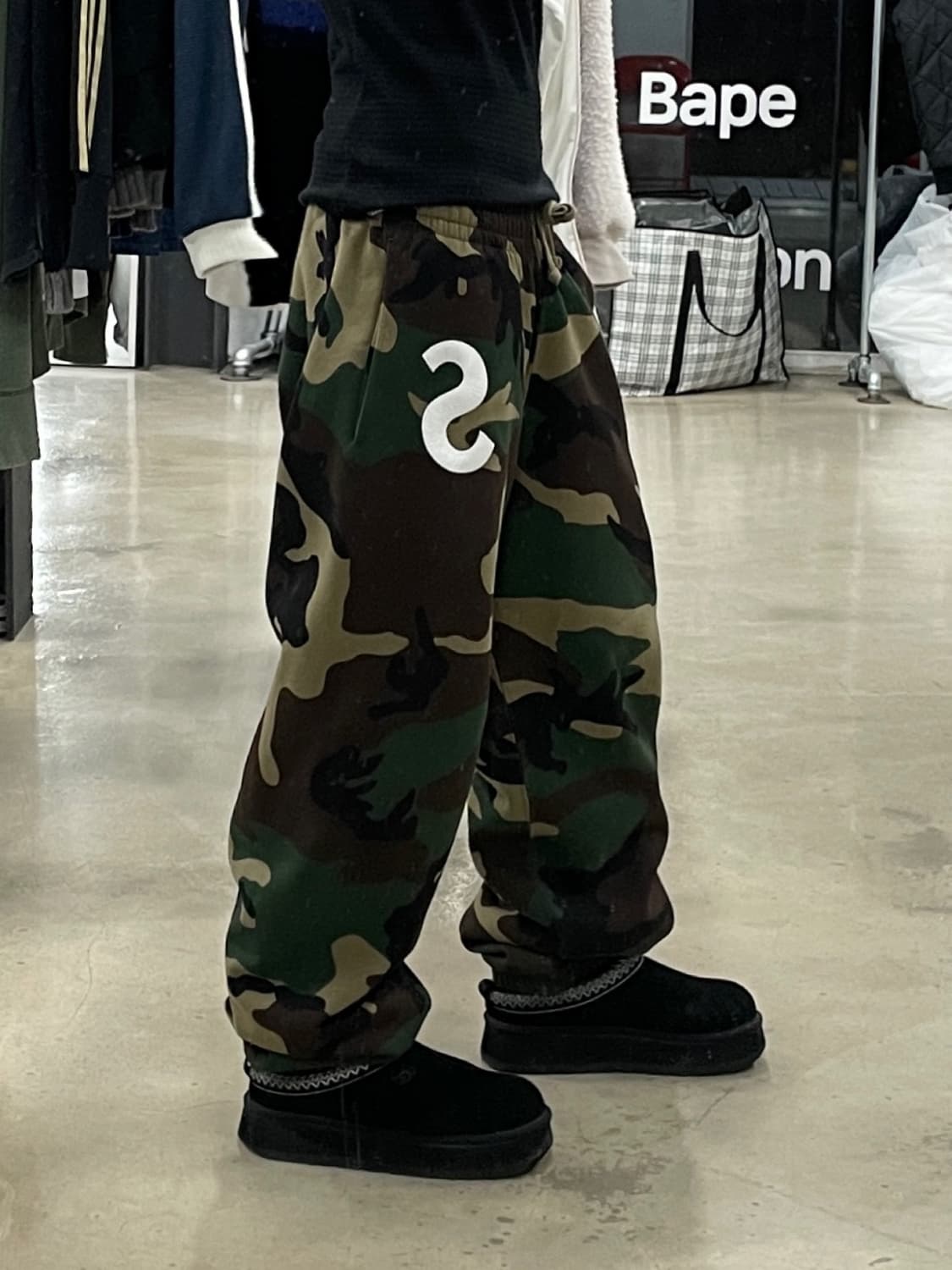 25 FW 슈프림 S 로고 카모 팬츠 상품이미지1