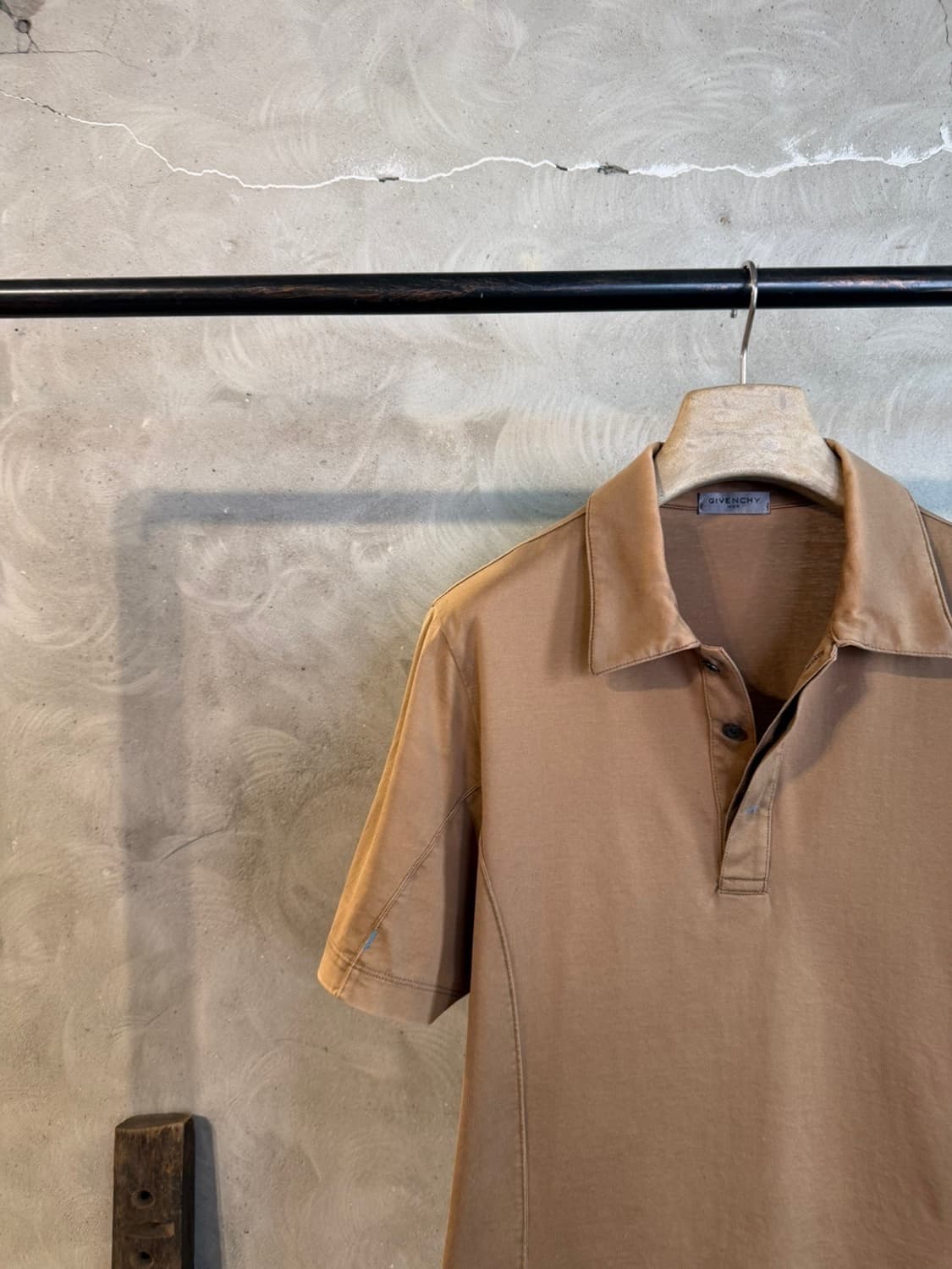 지방시 칼라넥 티셔츠 100 상품이미지2