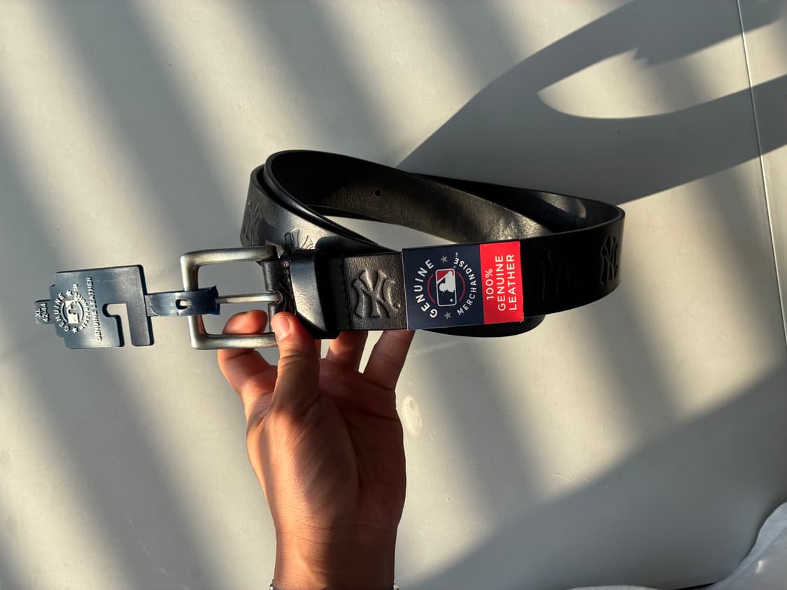 New York Yankees Leather Belt (XL,42-44) 상품이미지1