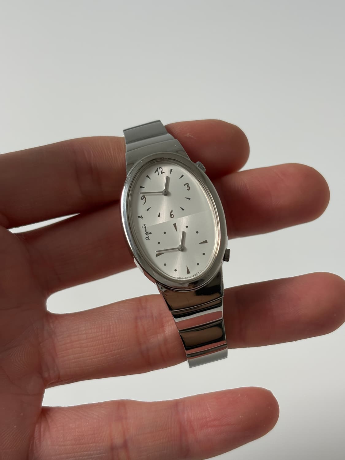 아네스베 Agnès b. 실버 오벌 듀얼타임 쿼츠 여성 상품이미지1