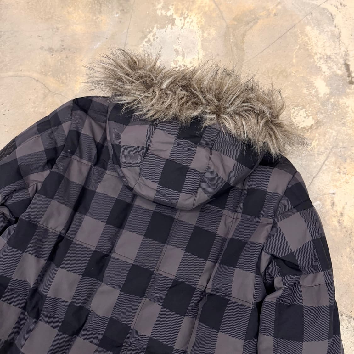 키스마크 체크 패디드 다운 퍼 자켓 블랙/그레이 상품이미지7