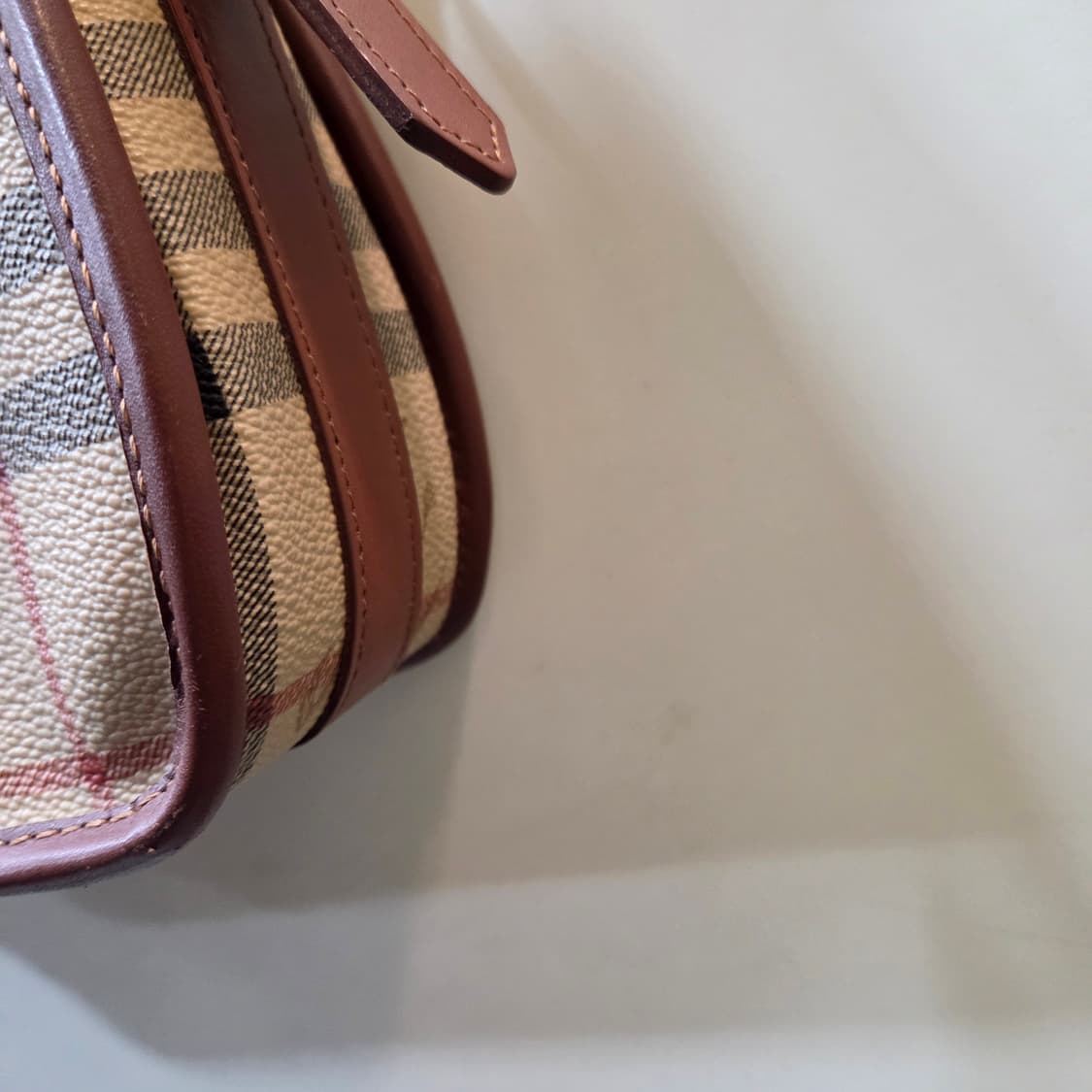 버버리 노바체크 크로스백 상품이미지6