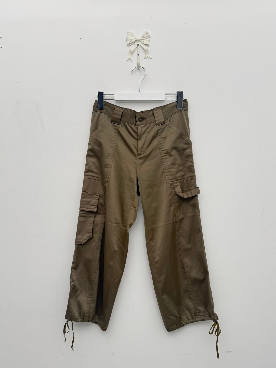 카키 새틴 카고 8부 팬츠 상품이미지4