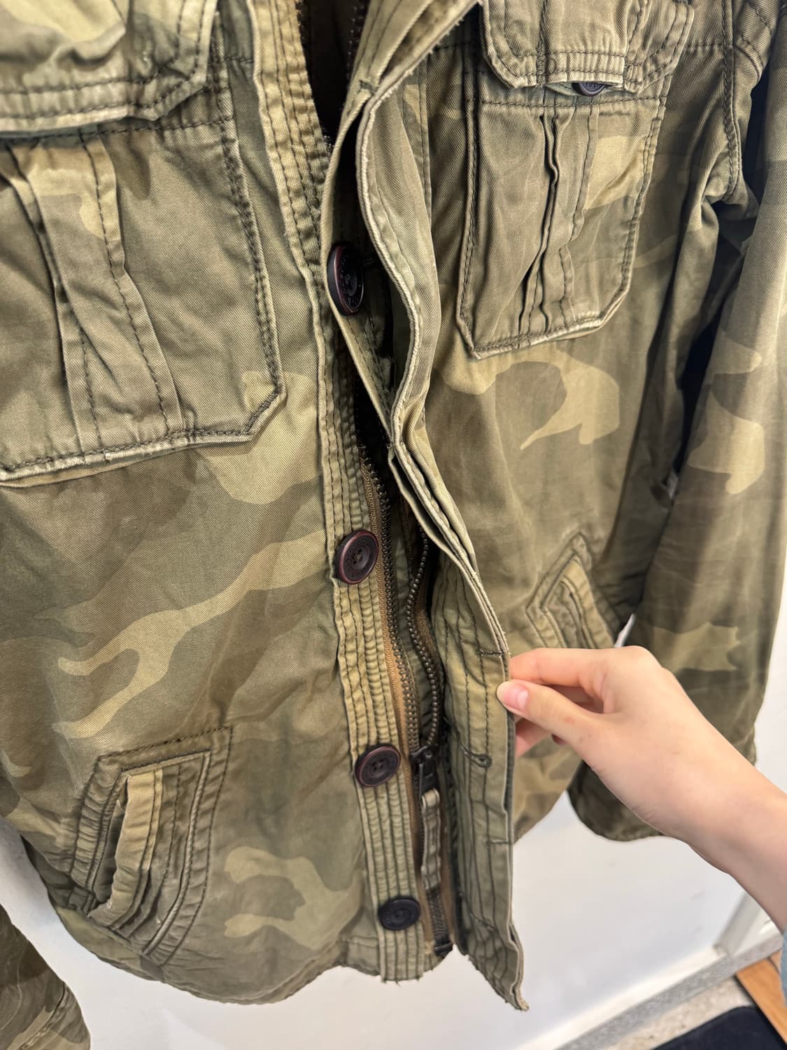 Abercrombie & Peach  bomber jacket  상품이미지6