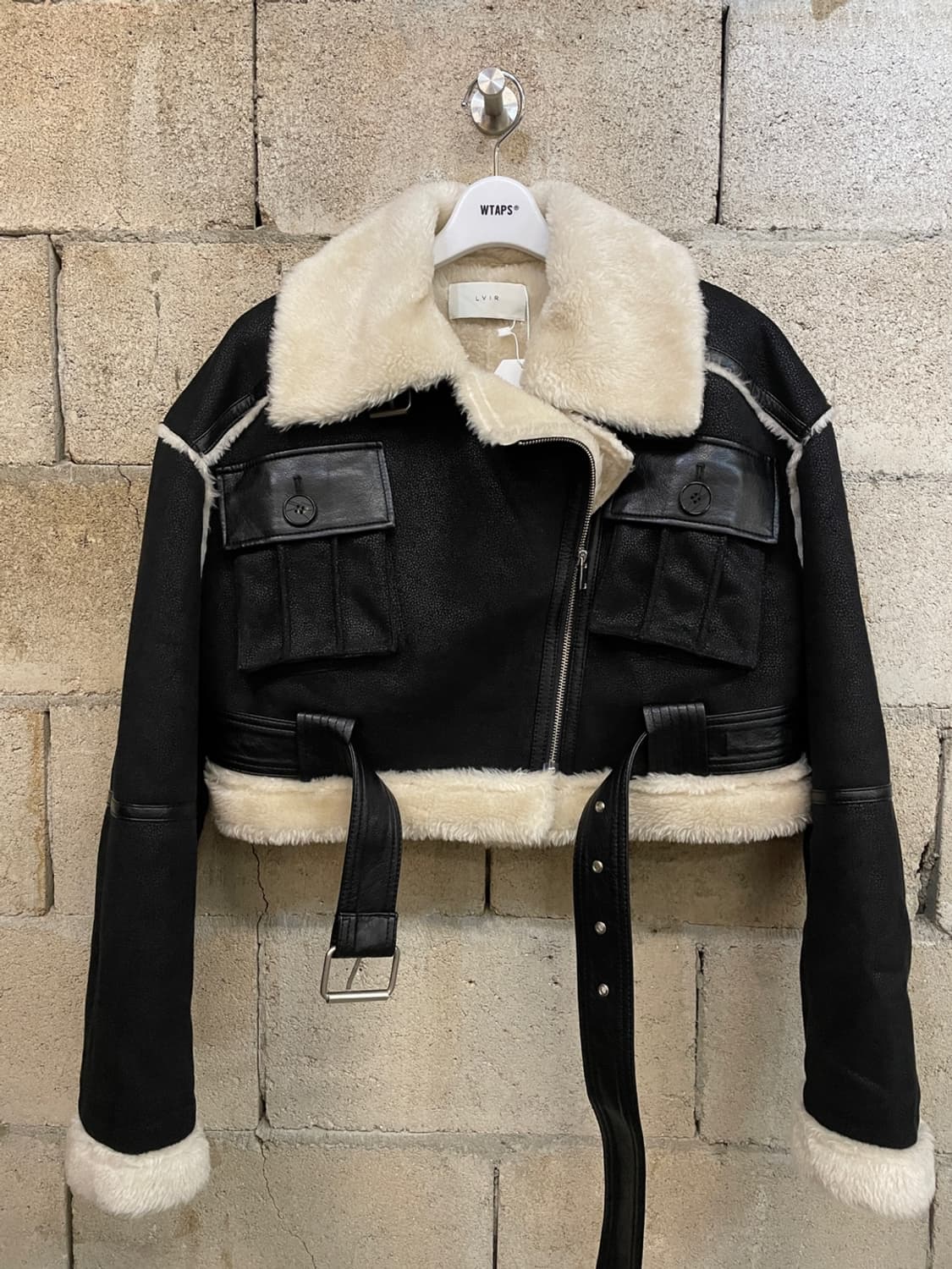 르비에르 숏 무스탕 자켓 상품이미지1