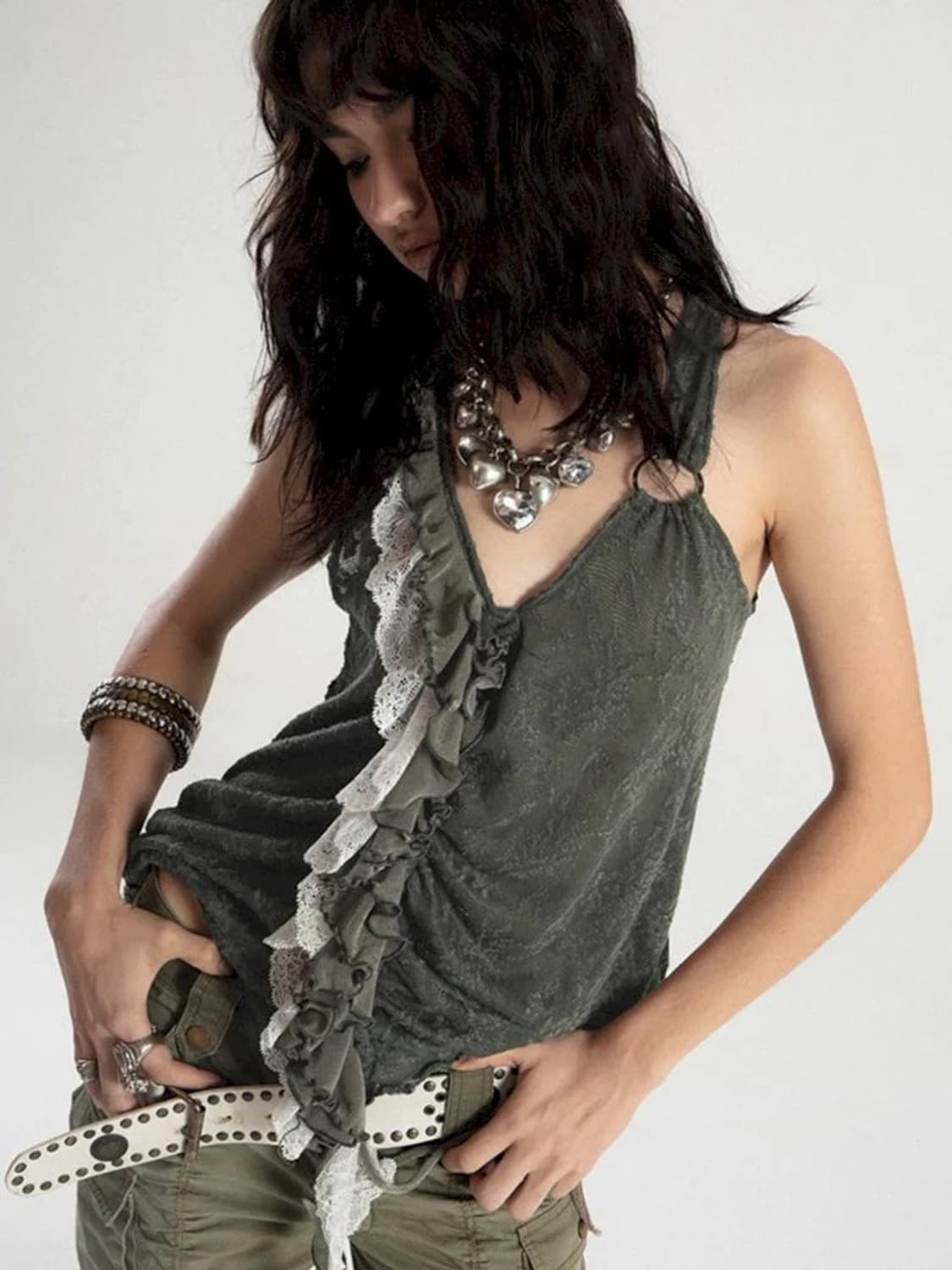 Doublepunch Ruffle Metal Top Khaki 상품이미지2