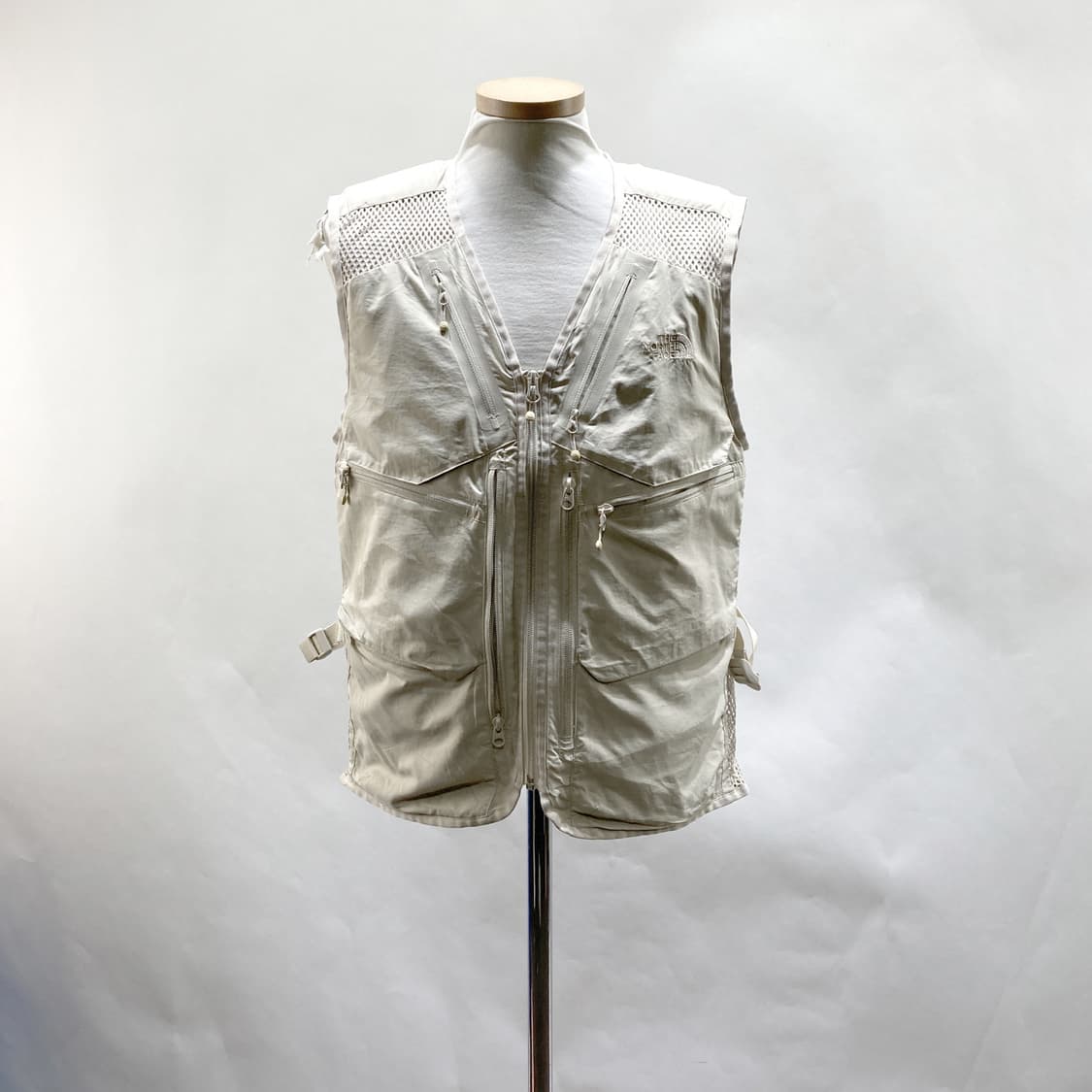 노스페이스 뉴 기어 메쉬 베스트 베이지 100  상품이미지1