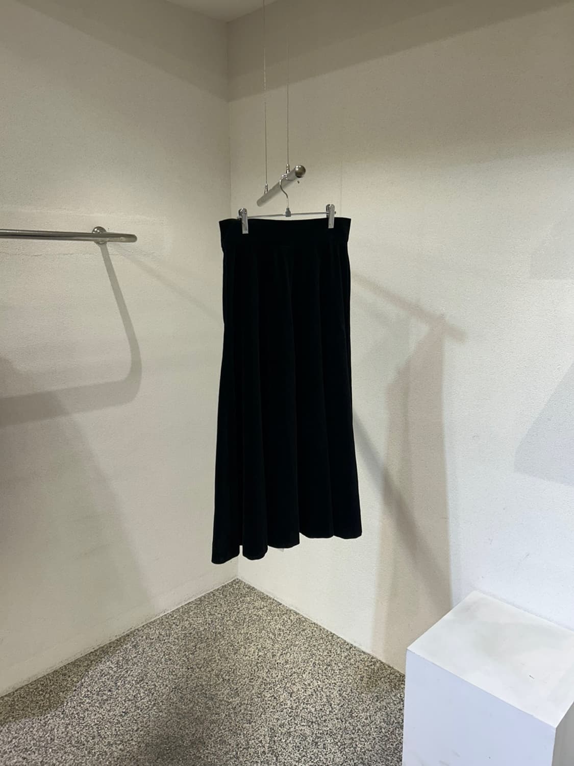 입생로랑 플레어 롱 스커트 상품이미지2