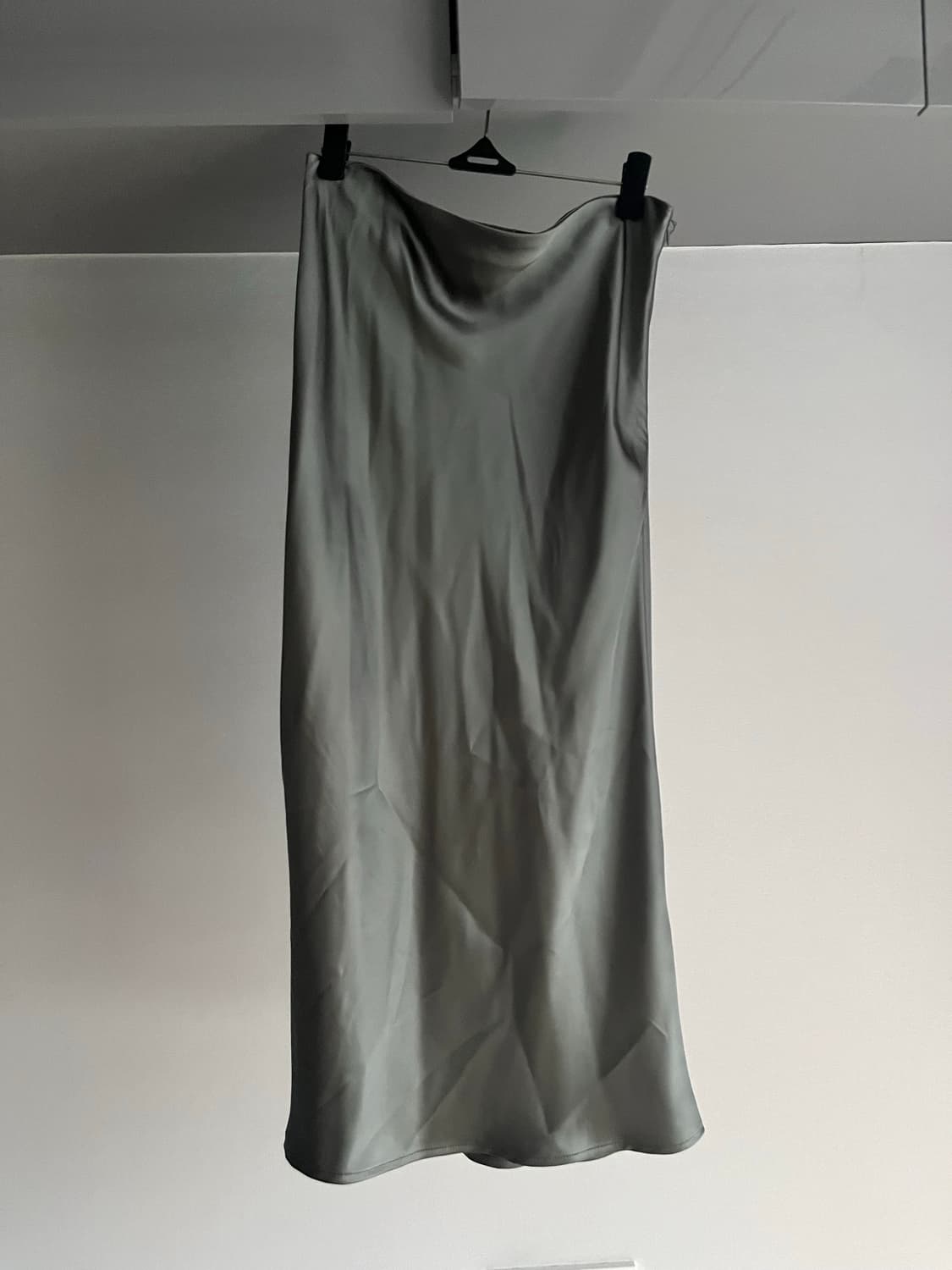 H&m satinskirt light khaki green us4size 상품이미지3