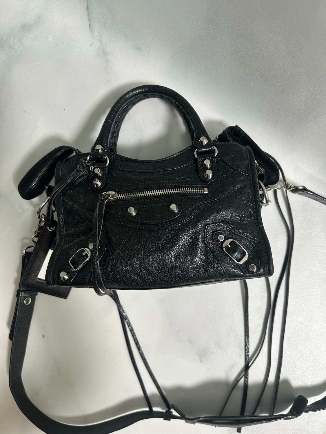 [A 정품] 발렌시아가 시티 모터백 미니 블랙 상품이미지6