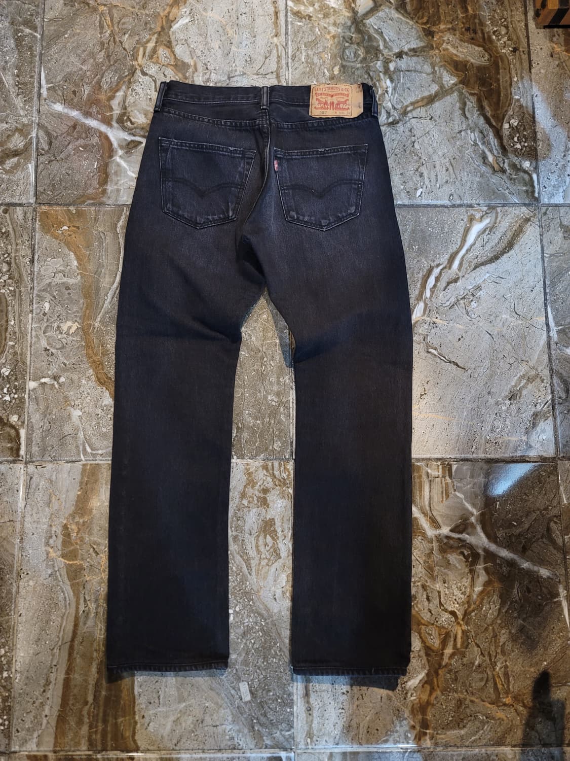 리바이스 501 흑청 데님 팬츠  상품이미지2