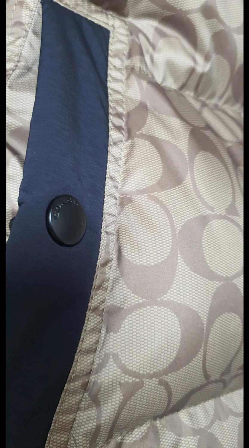 코치 남녀공용 시그니쳐 다운 패딩 베스트 XL 105-110 상품이미지8
