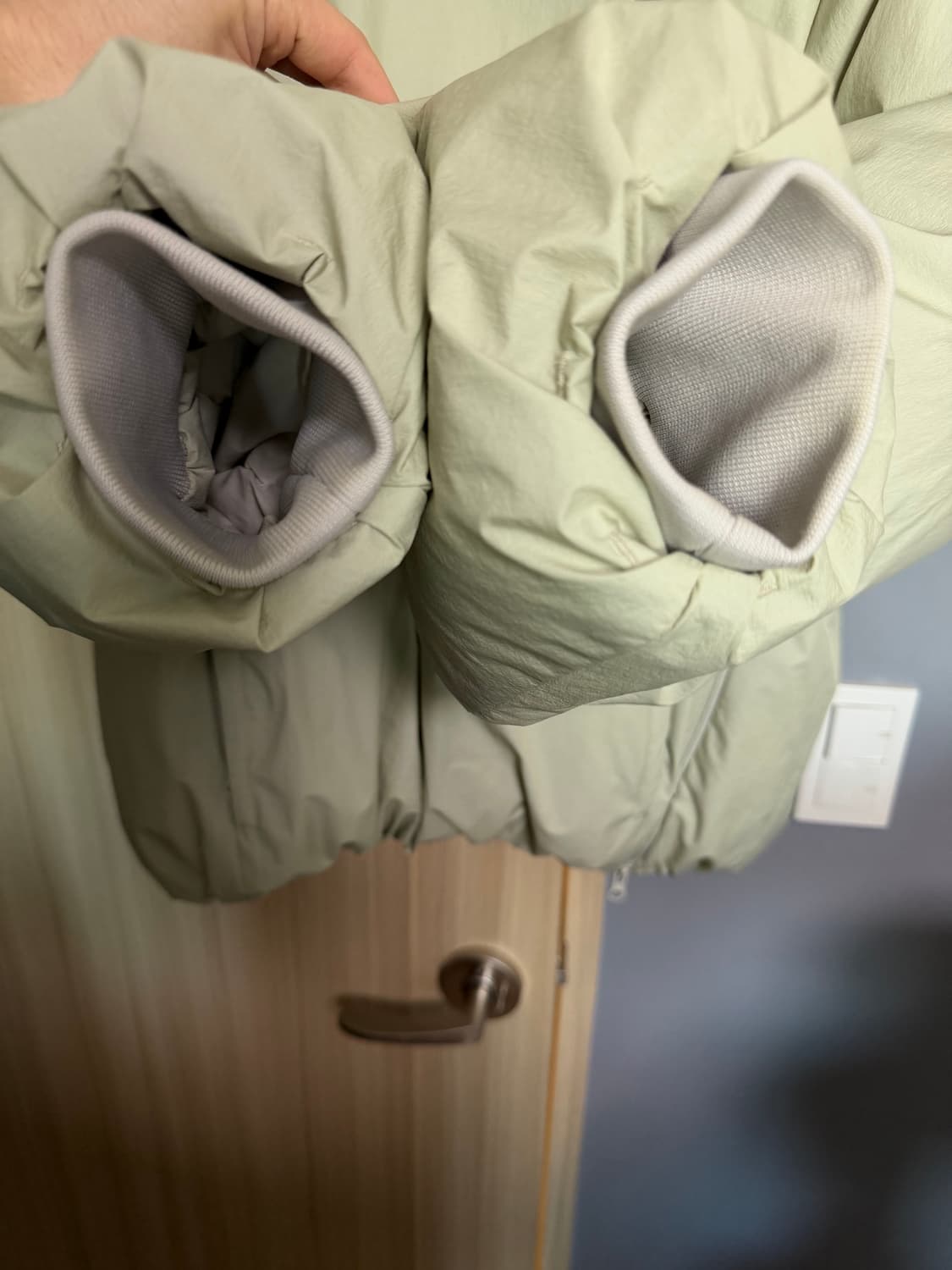 [L]포스트 아카이브 팩션 5.0 센터 다운 자켓 상품이미지6