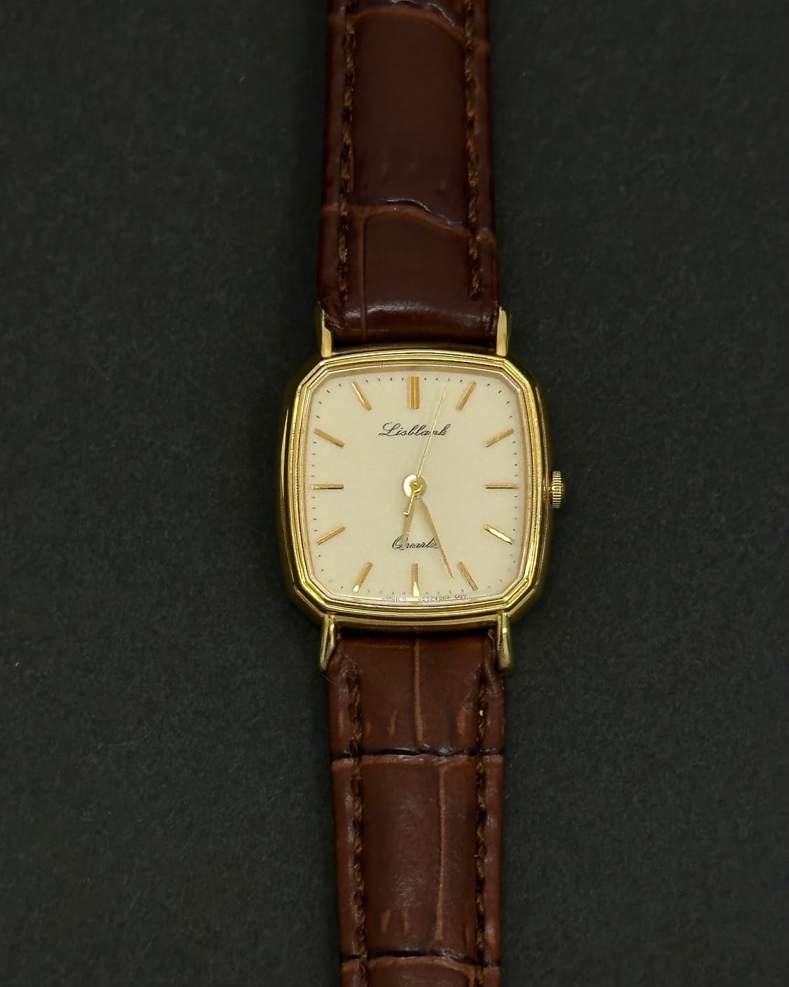 오리엔트 브라운 스트랩 쿼츠 시계 상품이미지1