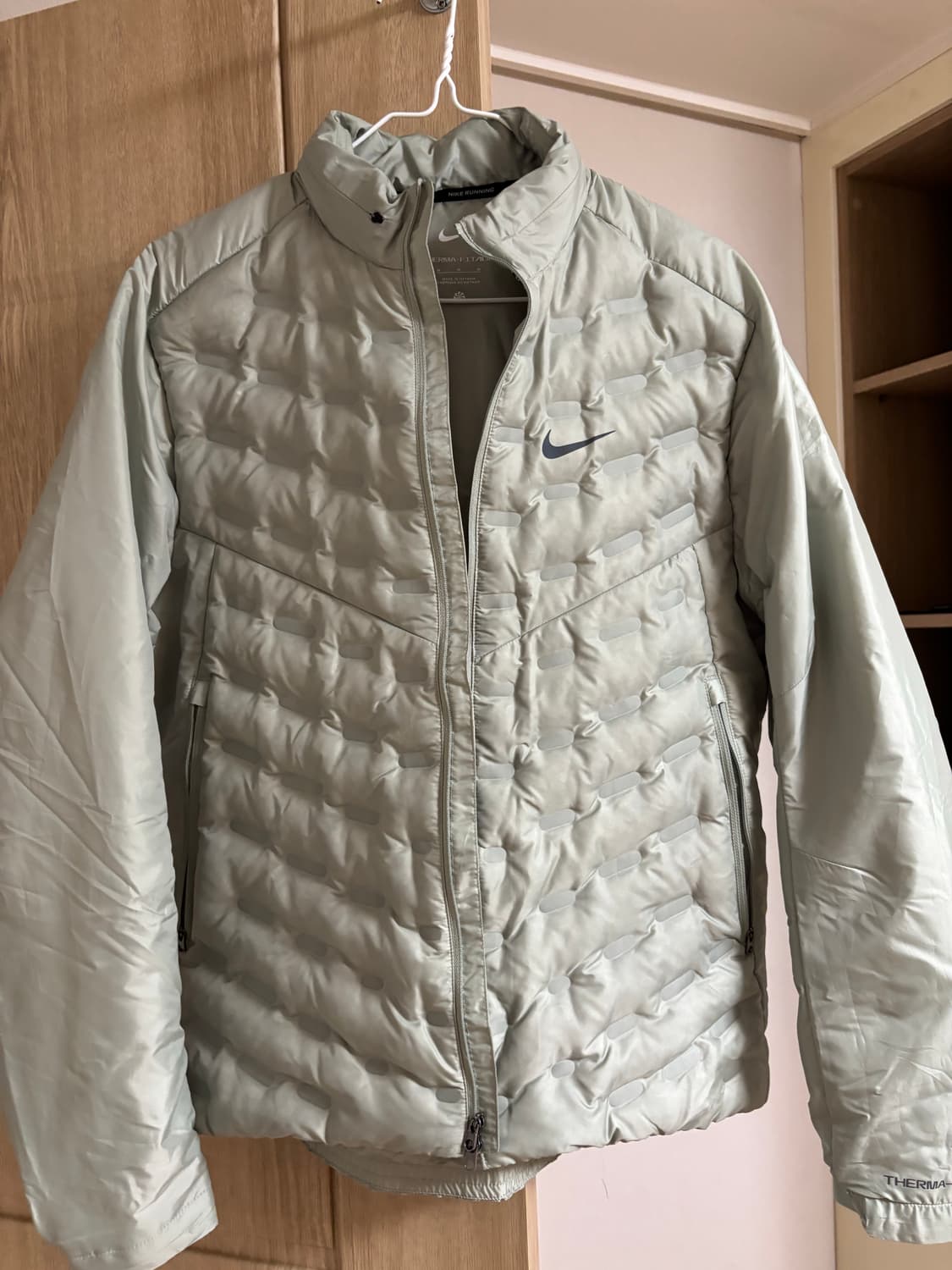 나이키 써마핏 경량패딩 상품이미지4
