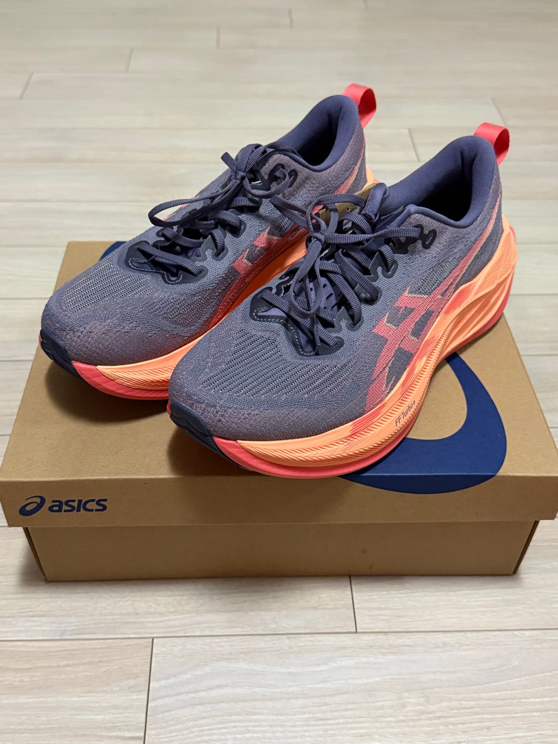 [새상품] 아식스 슈퍼블라스트2 퍼플 265사이즈 상품이미지2