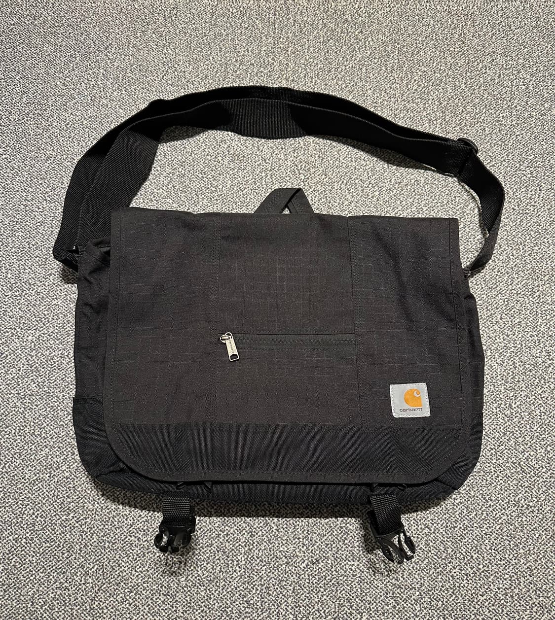 칼하트 D89 메신저백 상품이미지1