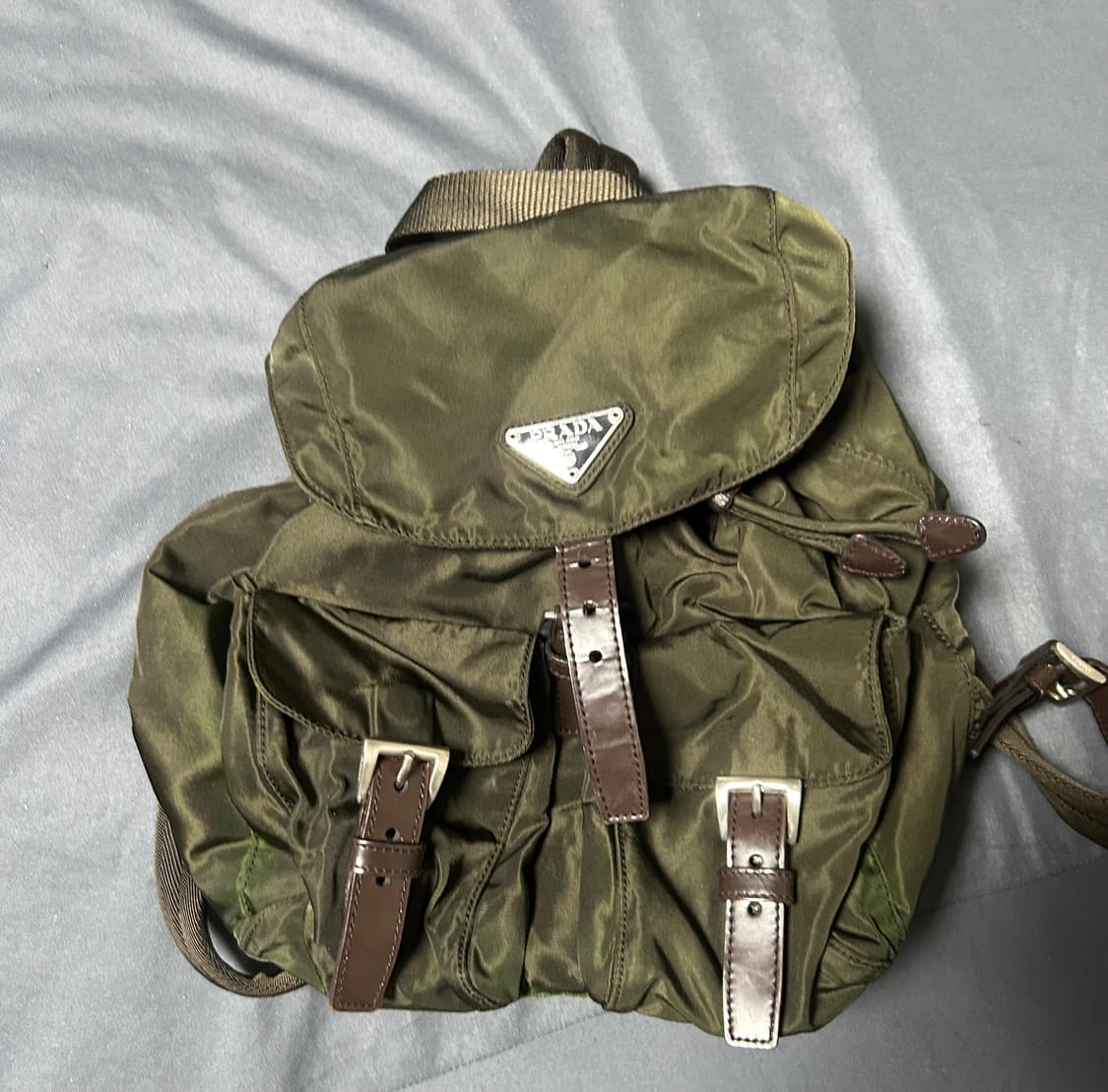 프라다 백팩 스몰사이즈 판매합니당 상품이미지1