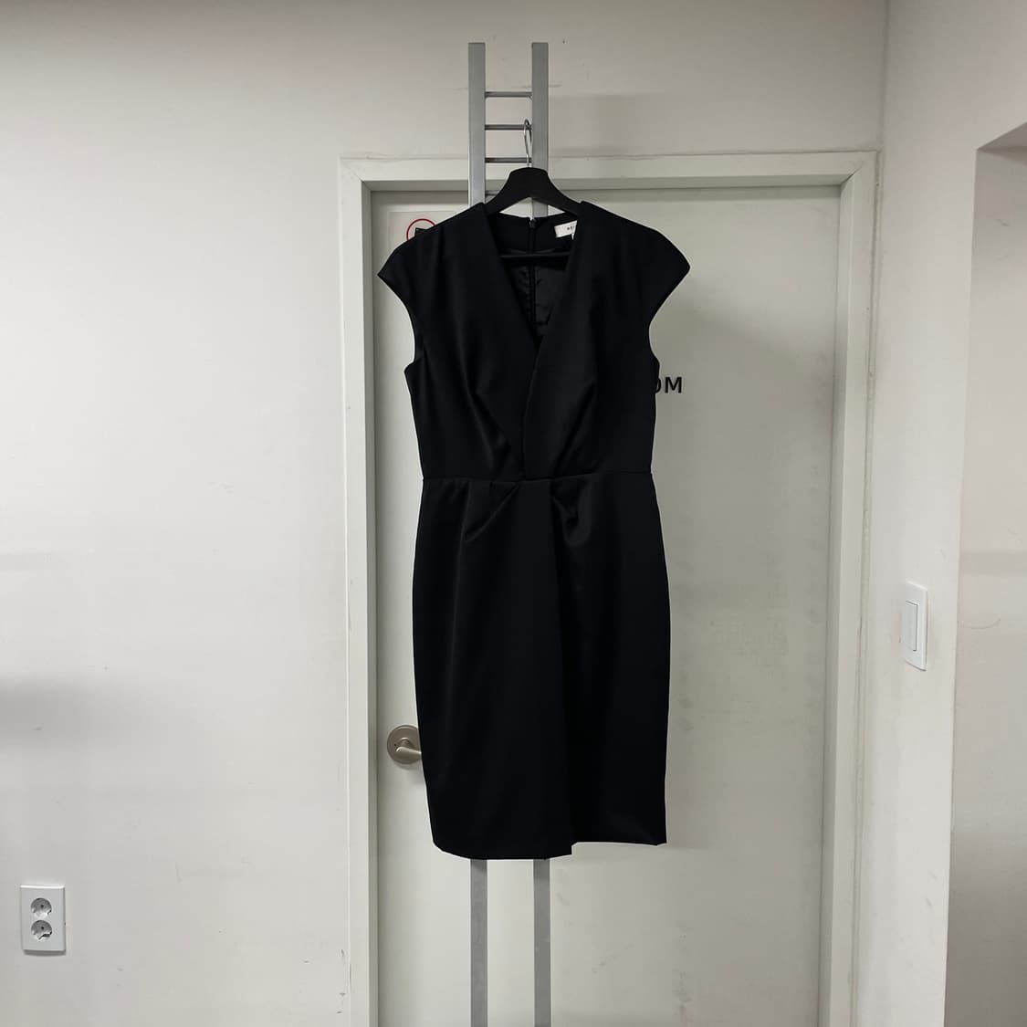 REISS 리스 블랙 원피스 38 상품이미지1