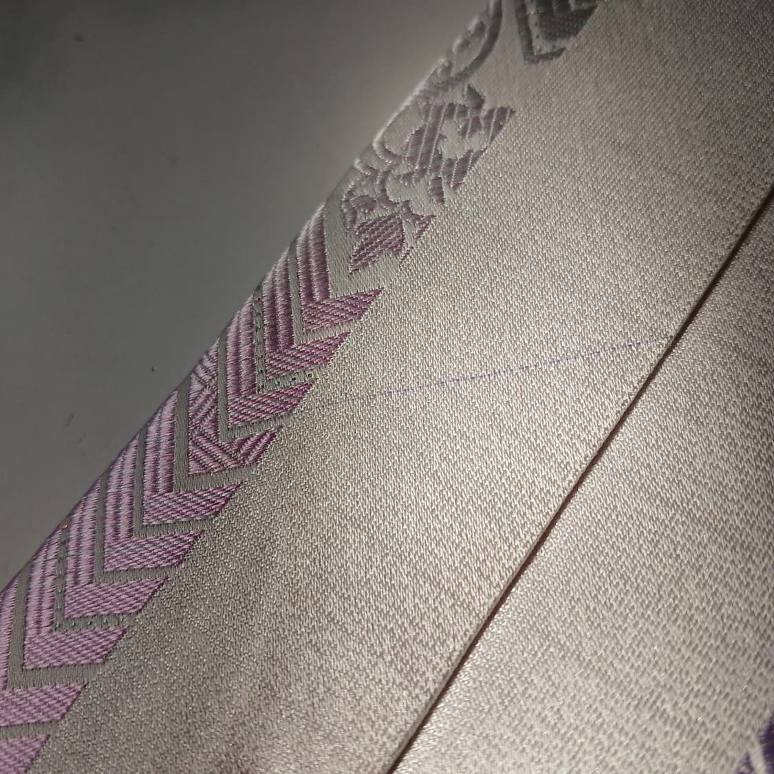 밀라숀 실크 핑크 패턴 넥타이 9cm A+등급 E808
 상품이미지10