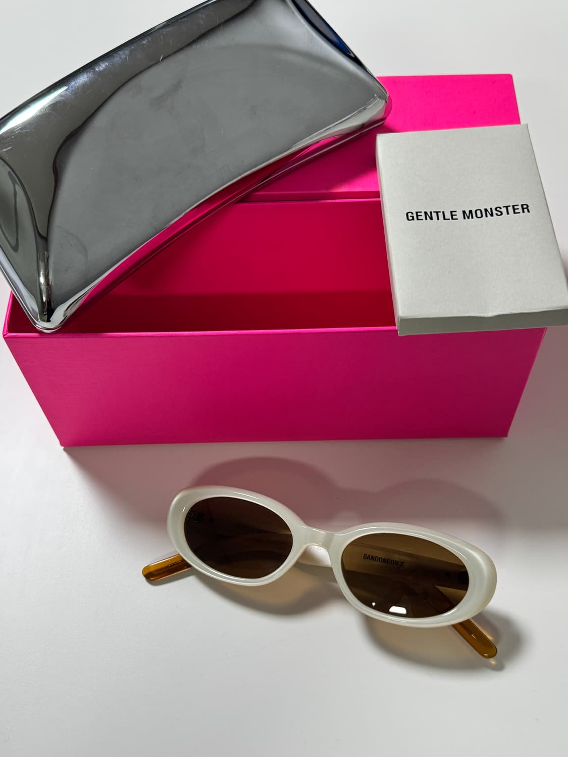 젠틀몬스터 반도네온 S WC6 상품이미지1