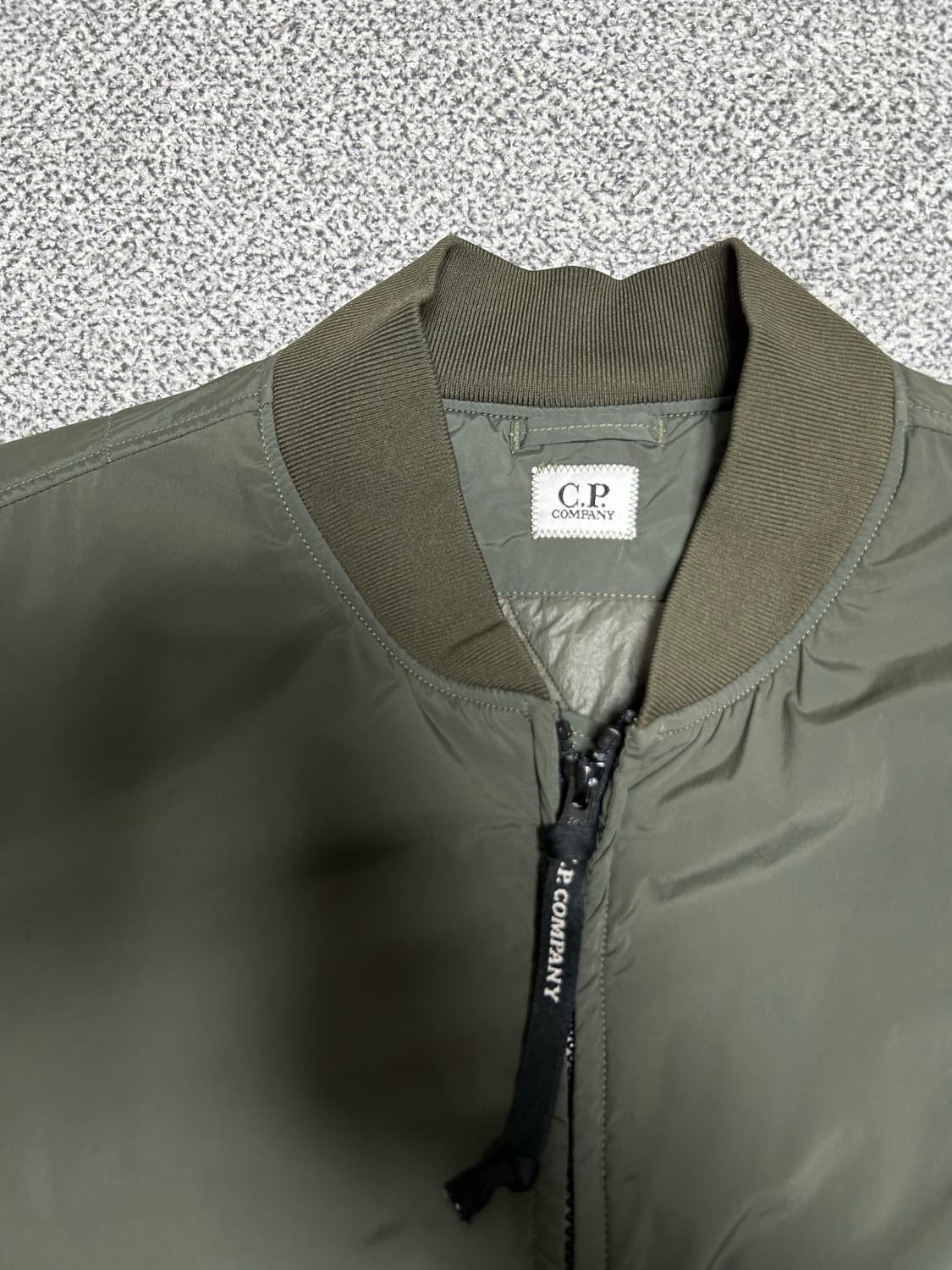 [택포/L] CP컴퍼니 봄버 자켓 카키 상품이미지3